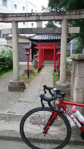 田中稲荷神社の鳥居