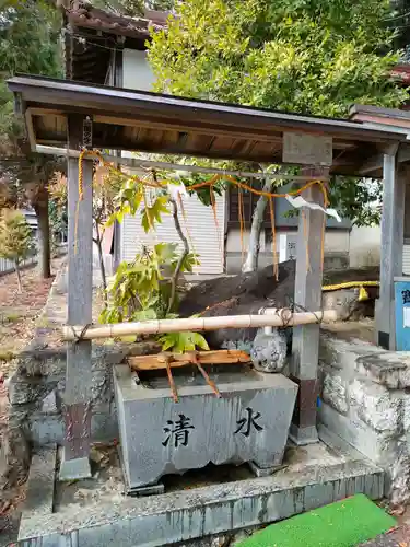 石作神社の手水舎