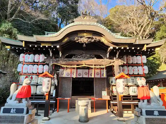 諏訪神社の本殿