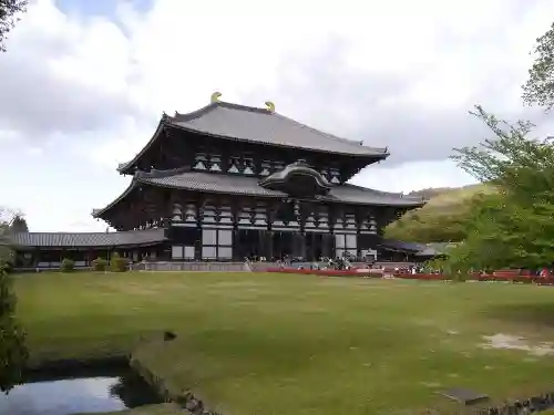 東大寺の本殿