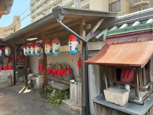 慶傳寺の{uncategorized: "未分類", other: "その他", undefined: "問題あり", building: "その他建物", grave: "お墓", sacred_gate: "鳥居", guardian: "狛犬", statue: "像", buddha: "仏像", history: "歴史", nature: "自然", garden: "庭園", animal: "動物", pagoda: "塔", temizu: "手水舎", mountain_gate: "山門・神門", sanctuary: "本殿・本堂", subordinate: "末社・摂社", art: "芸術", scenery: "景色", jizo: "地蔵", ema: "絵馬", goshuin: "御朱印", omikuji: "おみくじ", items: "授与品その他", amulet: "お守り", goshuincho: "御朱印帳", eats: "食事", festival: "お祭り", votive_dance: "神楽", shichigosan: "七五三参", wedding: "結婚式", experience: "体験その他", initially: "初詣", around: "周辺", anti_infection: "感染症対策"}