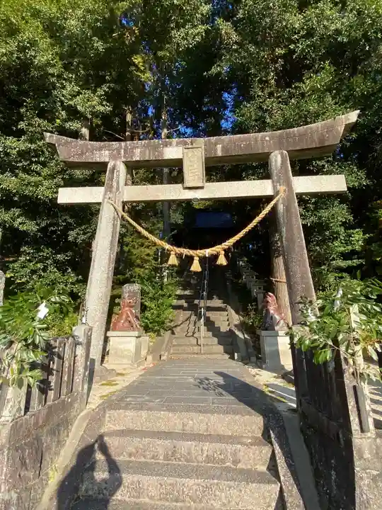 八王子神社の鳥居
