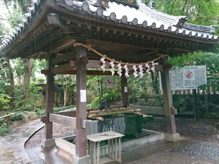 岩槻久伊豆神社の手水舎