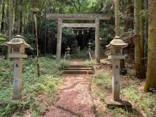 多奈閇神社の鳥居