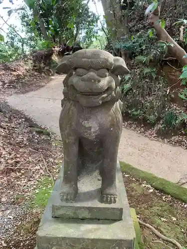 八幡神社の狛犬