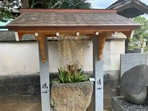 三津厳島神社の手水舎