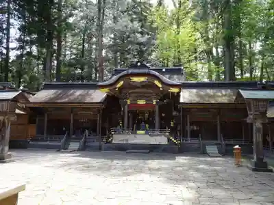 諏訪大社の本殿・本堂