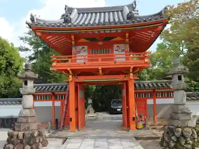 保壽院(保寿院)の山門・神門