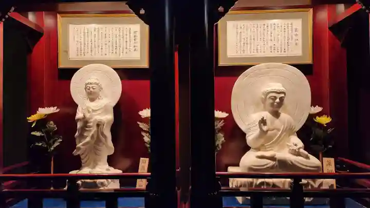 大観密寺の仏像