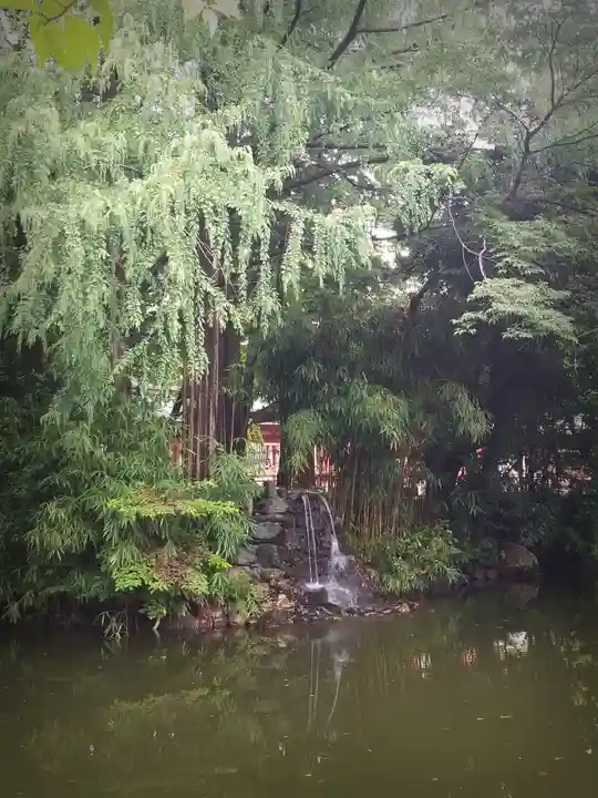 武蔵一宮氷川神社の庭園