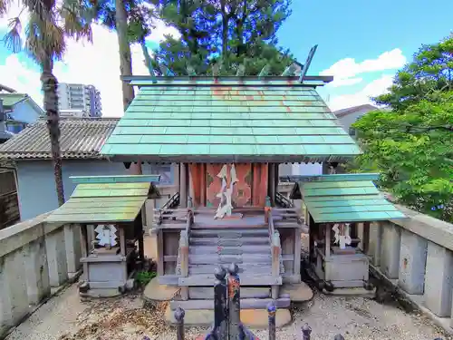 石田神明社の本殿