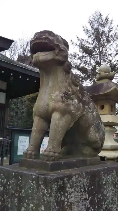 登渡神社の狛犬