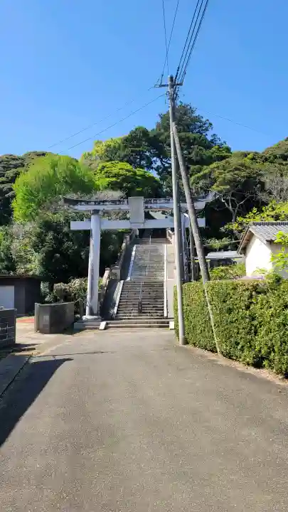 猿田神社の{uncategorized: "未分類", other: "その他", undefined: "問題あり", building: "その他建物", grave: "お墓", sacred_gate: "鳥居", guardian: "狛犬", statue: "像", buddha: "仏像", history: "歴史", nature: "自然", garden: "庭園", animal: "動物", pagoda: "塔", temizu: "手水舎", mountain_gate: "山門・神門", sanctuary: "本殿・本堂", subordinate: "末社・摂社", art: "芸術", scenery: "景色", jizo: "地蔵", ema: "絵馬", goshuin: "御朱印", omikuji: "おみくじ", items: "授与品その他", amulet: "お守り", goshuincho: "御朱印帳", eats: "食事", festival: "お祭り", votive_dance: "神楽", shichigosan: "七五三参", wedding: "結婚式", experience: "体験その他", initially: "初詣", around: "周辺", anti_infection: "感染症対策"}