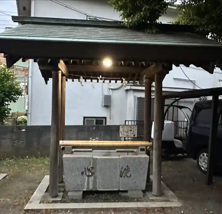 桜森稲荷神社の手水舎