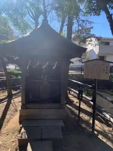 師岡熊野神社の末社・摂社