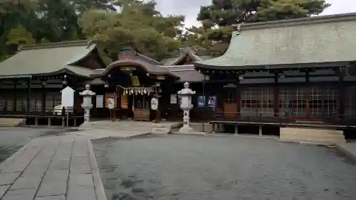 艮神社の{uncategorized: "未分類", other: "その他", undefined: "問題あり", building: "その他建物", grave: "お墓", sacred_gate: "鳥居", guardian: "狛犬", statue: "像", buddha: "仏像", history: "歴史", nature: "自然", garden: "庭園", animal: "動物", pagoda: "塔", temizu: "手水舎", mountain_gate: "山門・神門", sanctuary: "本殿・本堂", subordinate: "末社・摂社", art: "芸術", scenery: "景色", jizo: "地蔵", ema: "絵馬", goshuin: "御朱印", omikuji: "おみくじ", items: "授与品その他", amulet: "お守り", goshuincho: "御朱印帳", eats: "食事", festival: "お祭り", votive_dance: "神楽", shichigosan: "七五三参", wedding: "結婚式", experience: "体験その他", initially: "初詣", around: "周辺", anti_infection: "感染症対策"}