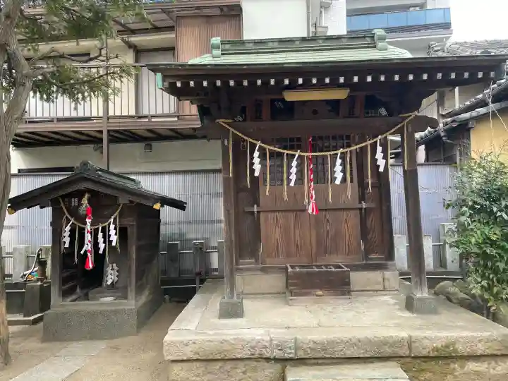 胡録神社の{uncategorized: "未分類", other: "その他", undefined: "問題あり", building: "その他建物", grave: "お墓", sacred_gate: "鳥居", guardian: "狛犬", statue: "像", buddha: "仏像", history: "歴史", nature: "自然", garden: "庭園", animal: "動物", pagoda: "塔", temizu: "手水舎", mountain_gate: "山門・神門", sanctuary: "本殿・本堂", subordinate: "末社・摂社", art: "芸術", scenery: "景色", jizo: "地蔵", ema: "絵馬", goshuin: "御朱印", omikuji: "おみくじ", items: "授与品その他", amulet: "お守り", goshuincho: "御朱印帳", eats: "食事", festival: "お祭り", votive_dance: "神楽", shichigosan: "七五三参", wedding: "結婚式", experience: "体験その他", initially: "初詣", around: "周辺", anti_infection: "感染症対策"}