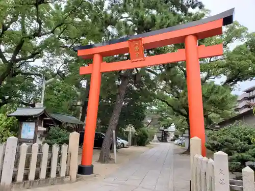 魚崎八幡宮神社の鳥居