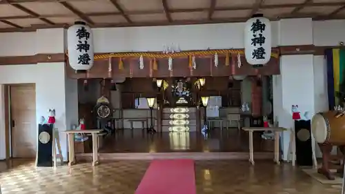 共栄稲荷神社の本殿