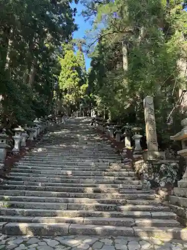 愛宕神社の{uncategorized: "未分類", other: "その他", undefined: "問題あり", building: "その他建物", grave: "お墓", sacred_gate: "鳥居", guardian: "狛犬", statue: "像", buddha: "仏像", history: "歴史", nature: "自然", garden: "庭園", animal: "動物", pagoda: "塔", temizu: "手水舎", mountain_gate: "山門・神門", sanctuary: "本殿・本堂", subordinate: "末社・摂社", art: "芸術", scenery: "景色", jizo: "地蔵", ema: "絵馬", goshuin: "御朱印", omikuji: "おみくじ", items: "授与品その他", amulet: "お守り", goshuincho: "御朱印帳", eats: "食事", festival: "お祭り", votive_dance: "神楽", shichigosan: "七五三参", wedding: "結婚式", experience: "体験その他", initially: "初詣", around: "周辺", anti_infection: "感染症対策"}