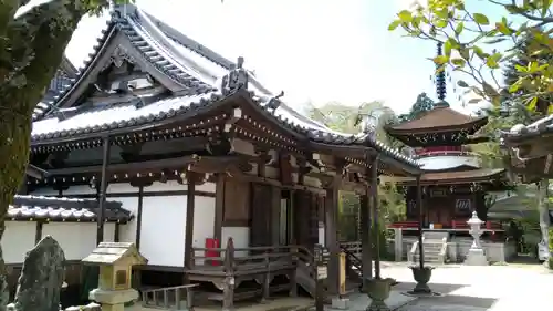 東南院の本殿・本堂