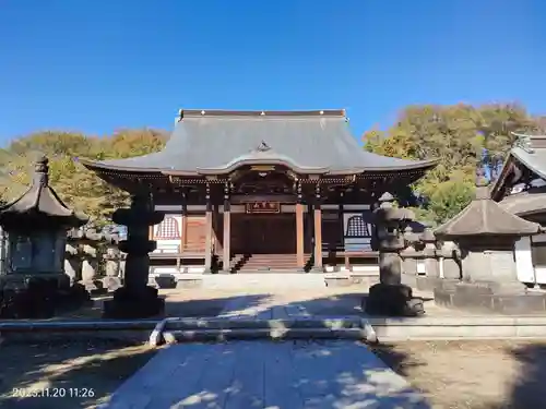 長命寺の本殿