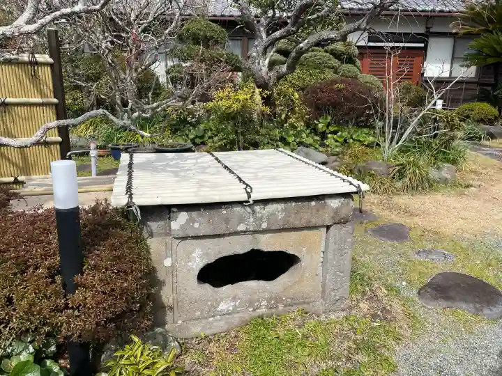 大寳寺の{uncategorized: "未分類", other: "その他", undefined: "問題あり", building: "その他建物", grave: "お墓", sacred_gate: "鳥居", guardian: "狛犬", statue: "像", buddha: "仏像", history: "歴史", nature: "自然", garden: "庭園", animal: "動物", pagoda: "塔", temizu: "手水舎", mountain_gate: "山門・神門", sanctuary: "本殿・本堂", subordinate: "末社・摂社", art: "芸術", scenery: "景色", jizo: "地蔵", ema: "絵馬", goshuin: "御朱印", omikuji: "おみくじ", items: "授与品その他", amulet: "お守り", goshuincho: "御朱印帳", eats: "食事", festival: "お祭り", votive_dance: "神楽", shichigosan: "七五三参", wedding: "結婚式", experience: "体験その他", initially: "初詣", around: "周辺", anti_infection: "感染症対策"}
