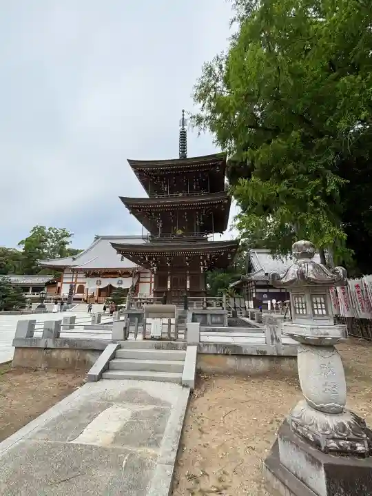 豊川閣 妙厳寺の{uncategorized: "未分類", other: "その他", undefined: "問題あり", building: "その他建物", grave: "お墓", sacred_gate: "鳥居", guardian: "狛犬", statue: "像", buddha: "仏像", history: "歴史", nature: "自然", garden: "庭園", animal: "動物", pagoda: "塔", temizu: "手水舎", mountain_gate: "山門・神門", sanctuary: "本殿・本堂", subordinate: "末社・摂社", art: "芸術", scenery: "景色", jizo: "地蔵", ema: "絵馬", goshuin: "御朱印", omikuji: "おみくじ", items: "授与品その他", amulet: "お守り", goshuincho: "御朱印帳", eats: "食事", festival: "お祭り", votive_dance: "神楽", shichigosan: "七五三参", wedding: "結婚式", experience: "体験その他", initially: "初詣", around: "周辺", anti_infection: "感染症対策"}