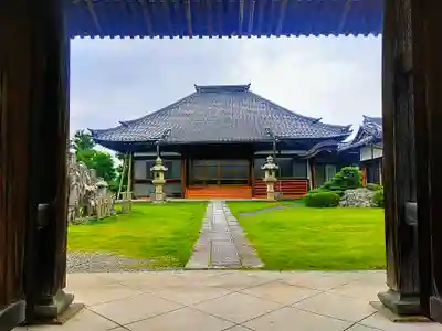 常楽寺の本殿・本堂