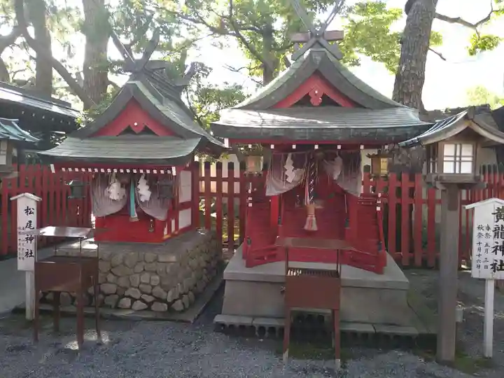 白山神社の末社・摂社