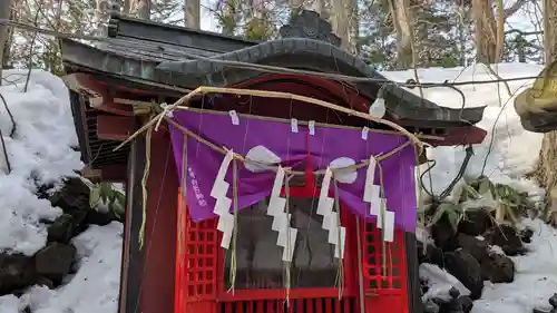白石神社の末社・摂社