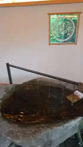 星川杉山神社の手水舎