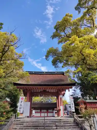 津島神社の山門・神門
