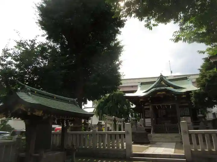 綾瀬神社の本殿・本堂