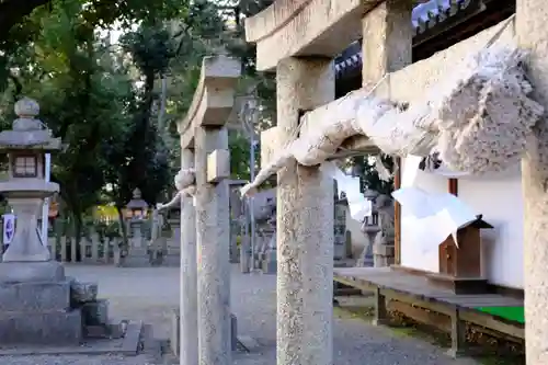 泉穴師神社の鳥居