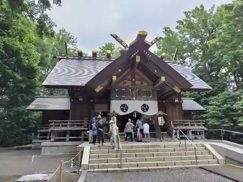 旭川神社の本殿