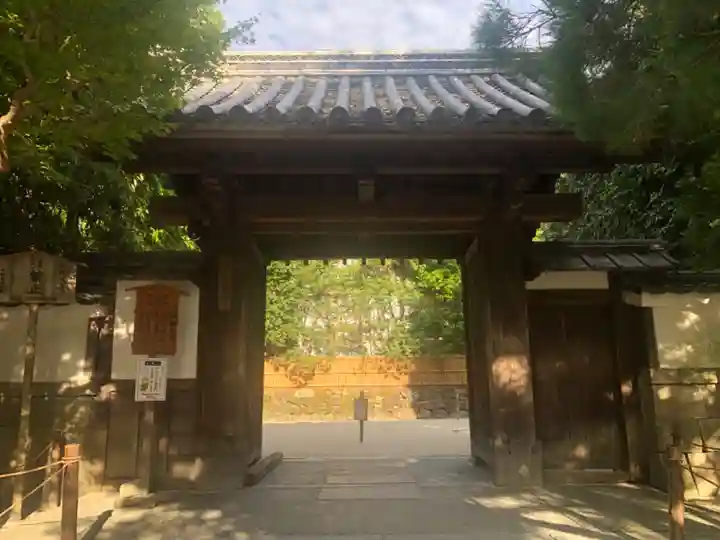 慈照寺(慈照禅寺・銀閣寺)の山門・神門