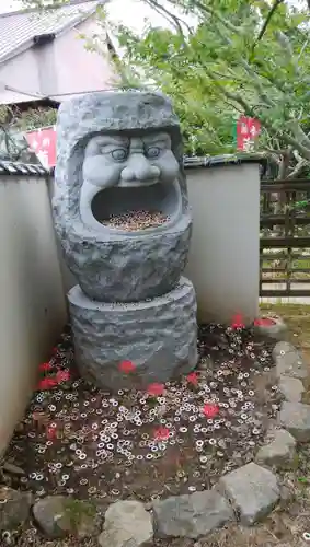 願掛け寺　香林寺の像