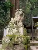 室生龍穴神社の狛犬