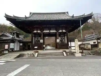 石山寺の山門・神門