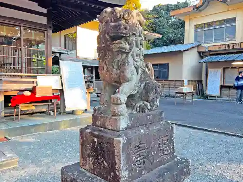 龍尾神社の狛犬