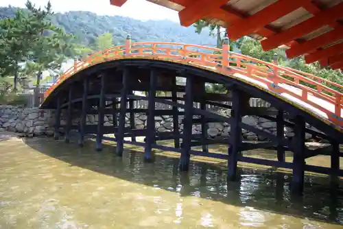 厳島神社の庭園