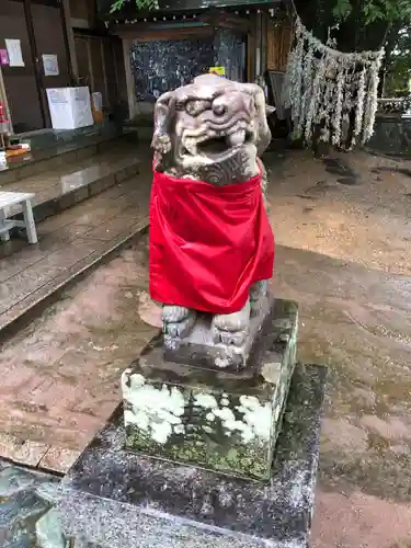 王子神社の狛犬