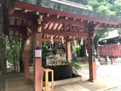 金王八幡宮の手水舎