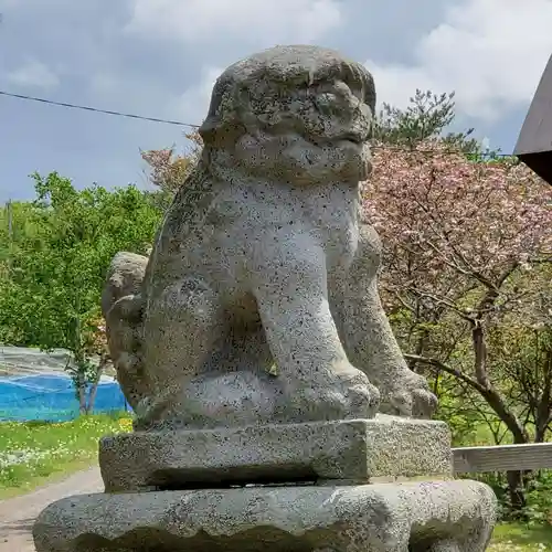 砂原稲荷神社の狛犬