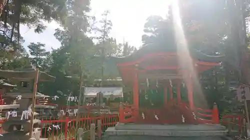 生島足島神社の建物その他