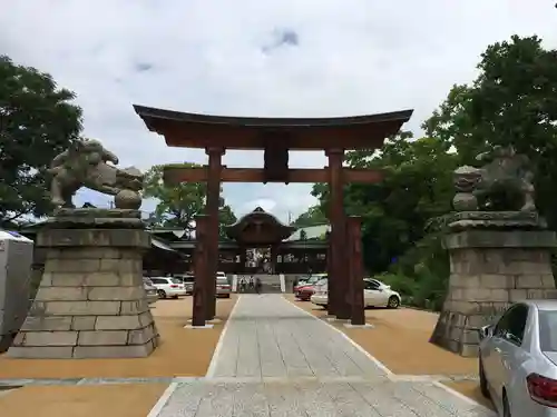 饒津神社の鳥居