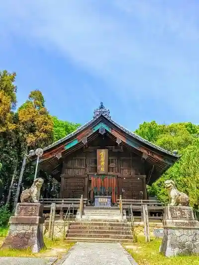 金石神社の本殿