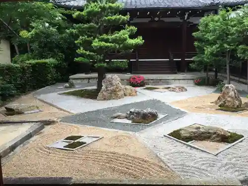 真正極楽寺（真如堂）の庭園