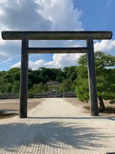 明治天皇伏見桃山陵の鳥居